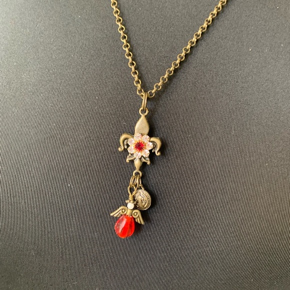 Necklace fleur de Lis angel - Picture 3 of 10